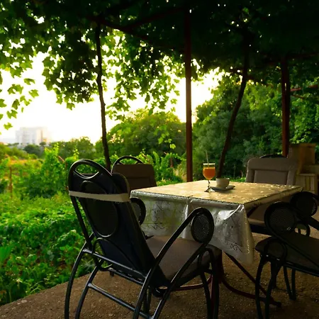 Ukropina トレビニエ