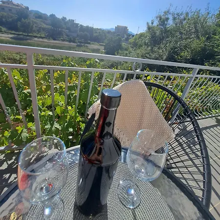 شقة Ukropina تريبينيي